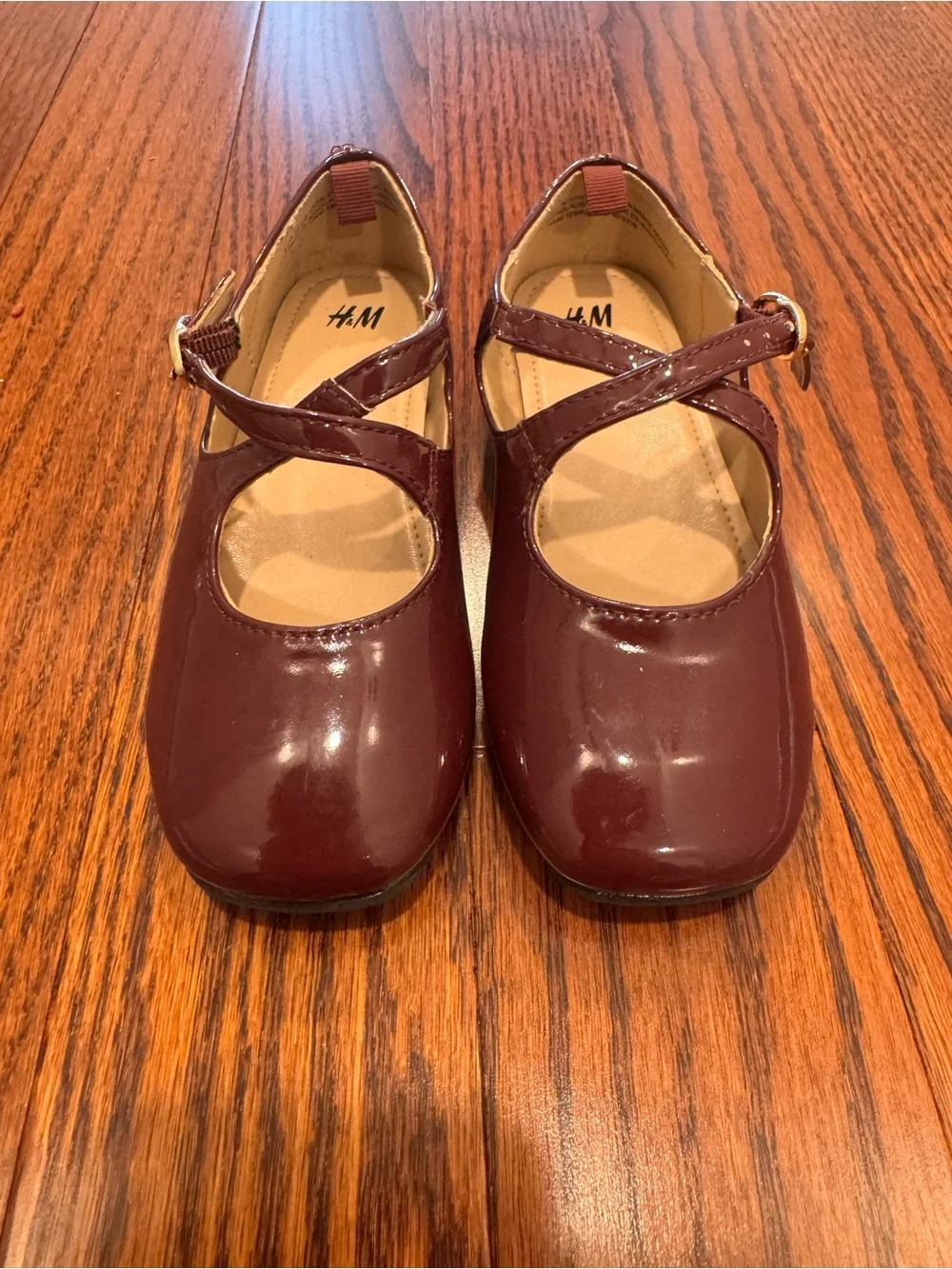 H&M glossy burgundy